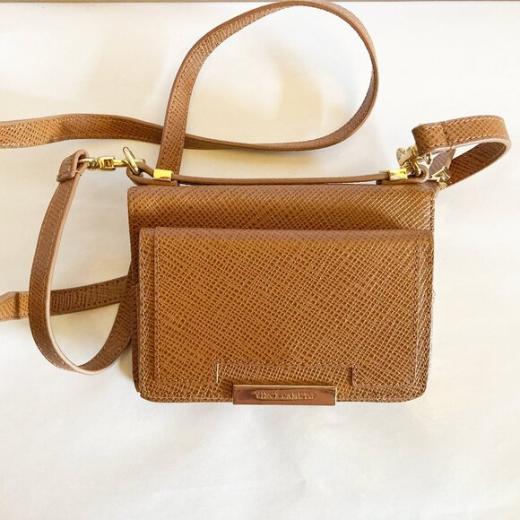 New, Never Used, VINCE Camuto Brown Leather Crossbody wallet Phone Pocket mocha - Picture 1 of 9